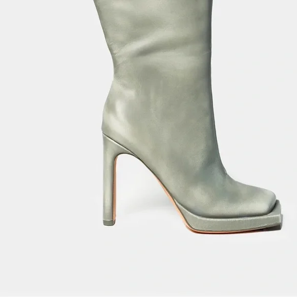 New🪩✨Han Burnished Grey Square-toe Heeled Boots - Picture 7 of 10